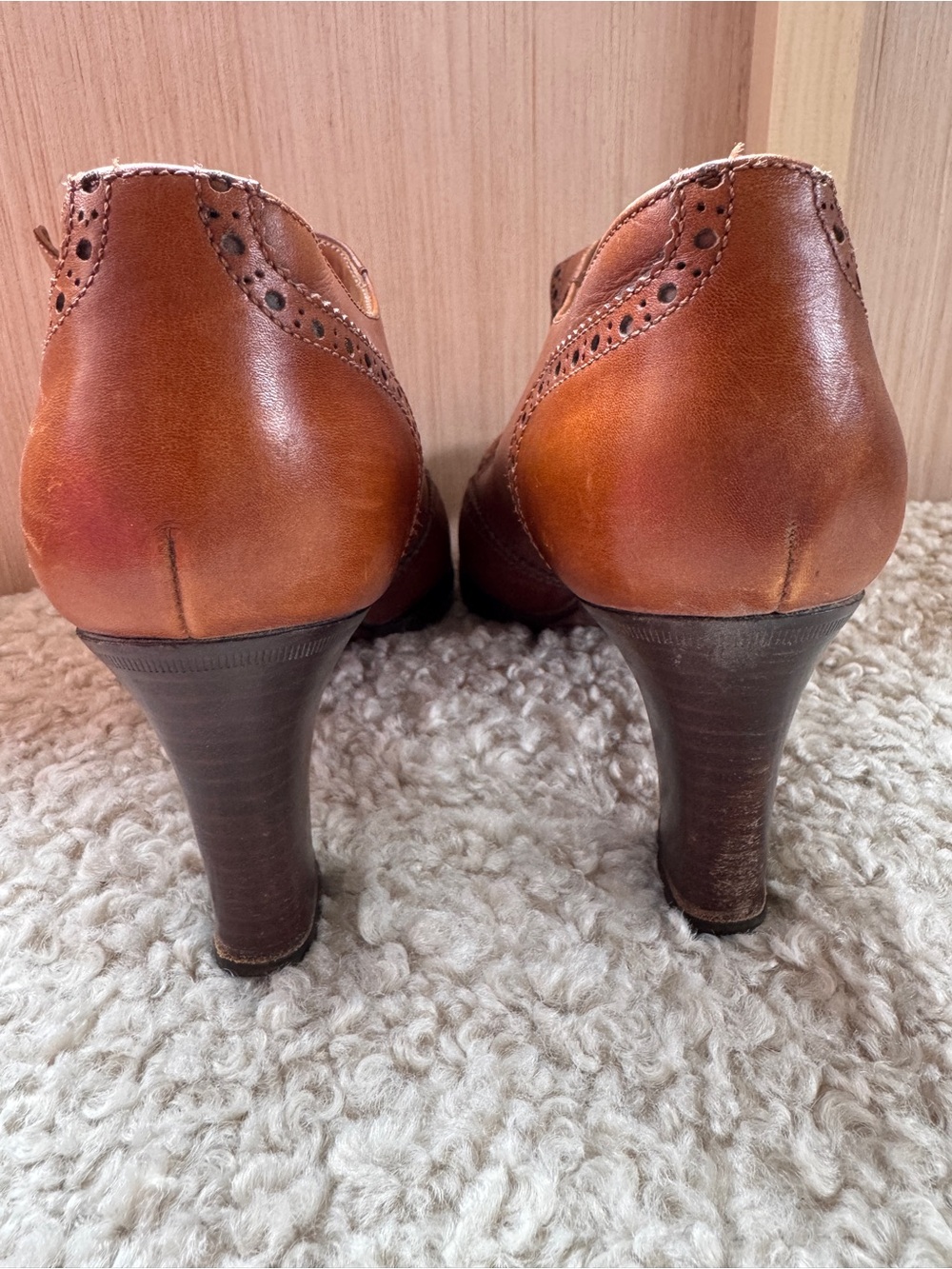 Ralph Lauren burnished tan wingtip heels shoes - Picture 8 of 13